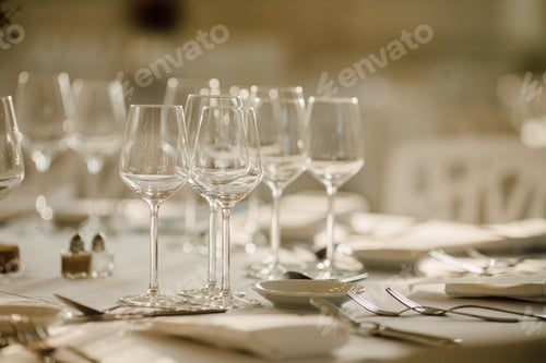 Preview: wine glass