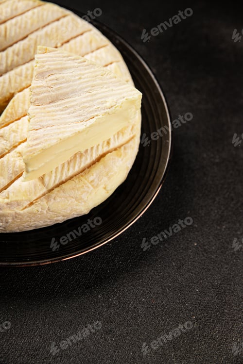 Preview: Soft cheese Camembert, Brie, or Coulommiers cheese head tasty snack fresh food