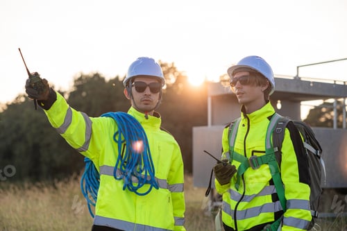 Preview: Engineers confidently overseeing wind farm project