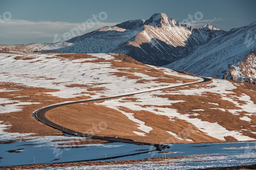 Preview: Highway in alpine tundra. Rocky Mountain National Park in Colorado.