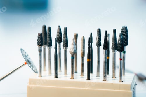 Preview: Grinding tools and drills for dental technicians