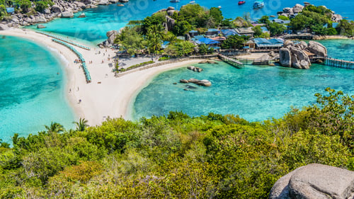 Preview: Beach between Koh Nangyuan Islands on Sunny Day surraunded by Beautiful Clear Blue Water, Surat