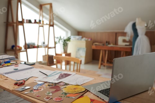 Preview: Desk with Cut Pictures