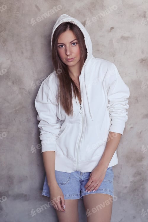 Preview: Woman
