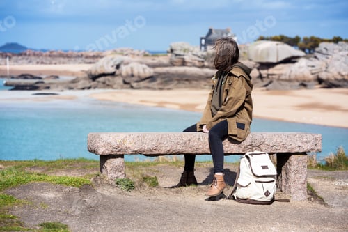 Preview: Girl and the Sea