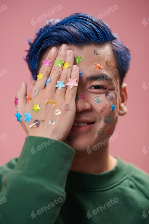 Preview: Creative Zoomer with Stickers on Face