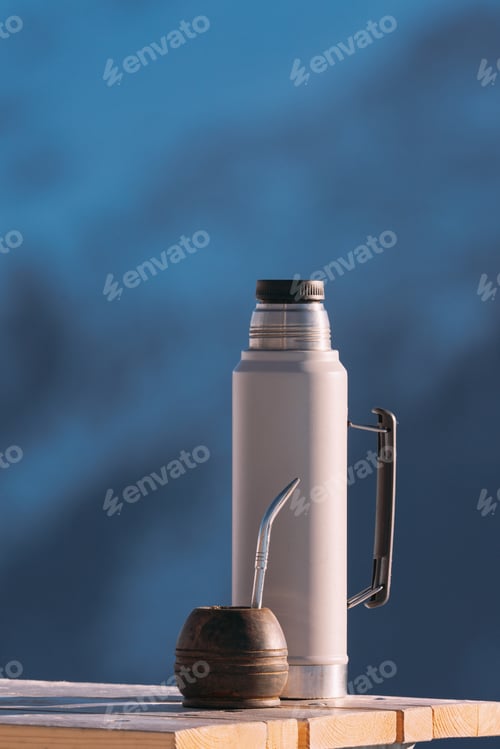 Preview: Yerba mate and thermos for an outdoor break