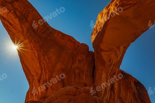 Preview: Sun burst at Double Arch