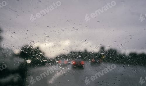 Preview: Raindrops on the windshield