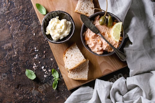 Preview: Salmon pate with red caviar