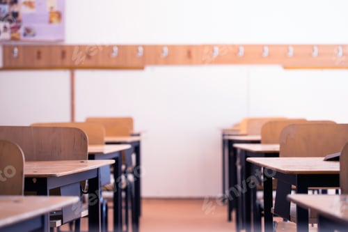 Preview: Empty elementary classroom, back to school concept