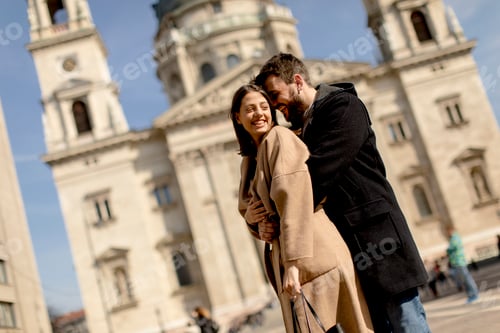 Preview: Loving couple in Budapest, Hungary