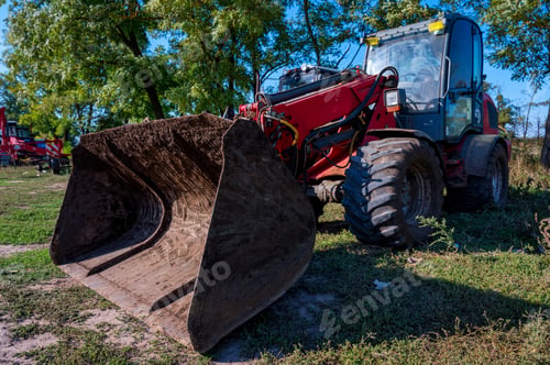 Preview: Used front wheel loader on a farm
