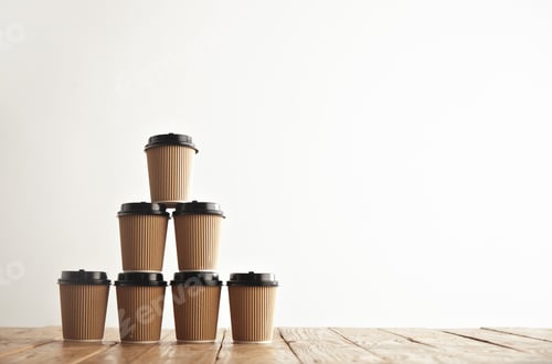 Preview: Brown cardboard take away paper cups with black caps set