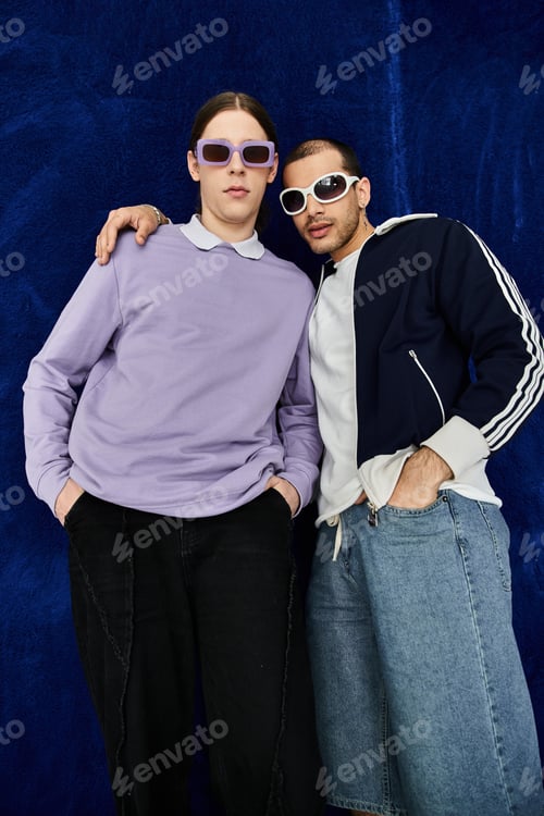 Preview: Stylish Duo: Two Men in Sunglasses