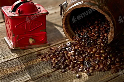 Preview: Antique Coffee Grinder and Roasted Coffee Beans