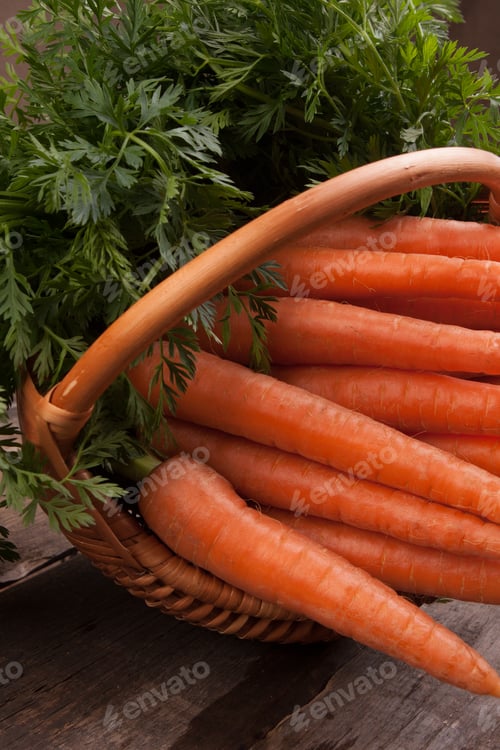 Preview: Fresh Carrots in a Woven Basket