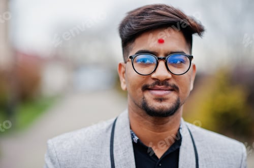Preview: Stylish indian man