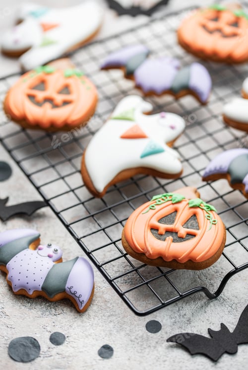 Preview: Multicolored Halloween homemade cookies