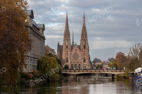 Preview: View over the river Ill to the Paulskirche in Strasbourg