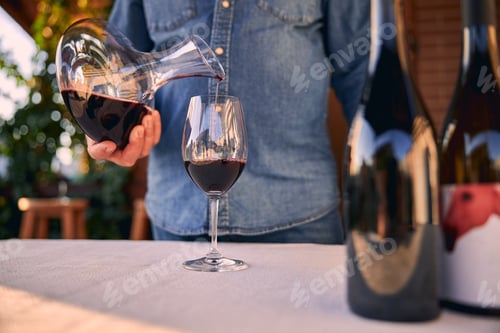 Preview: The beauty of luxurious red wine in the glass