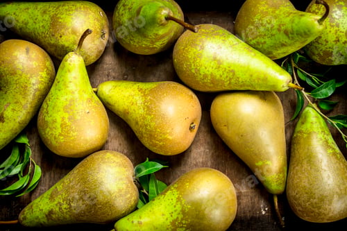 Preview: Ripe pears on an old tray.