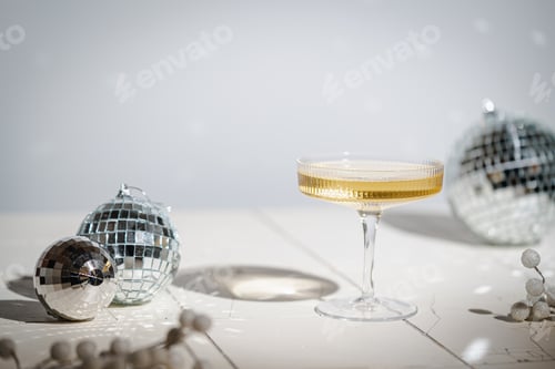 Preview: Festive New Year champagne