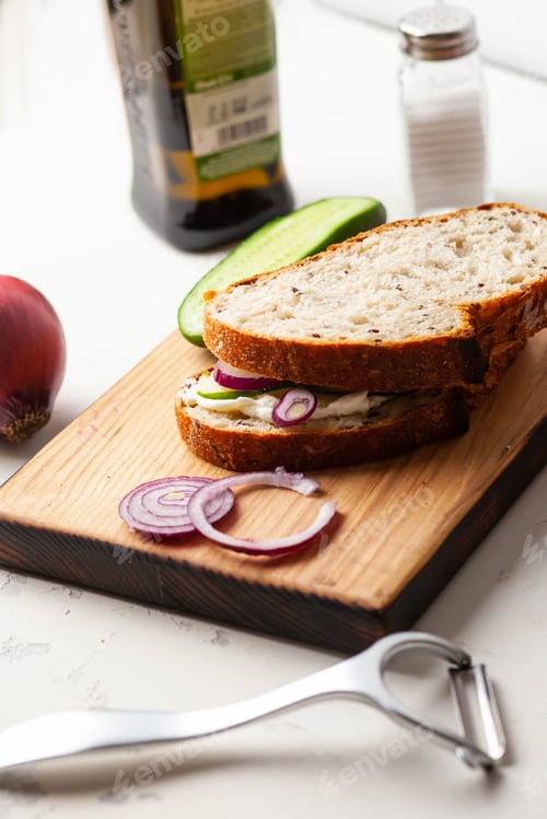 Preview: Sandwich making