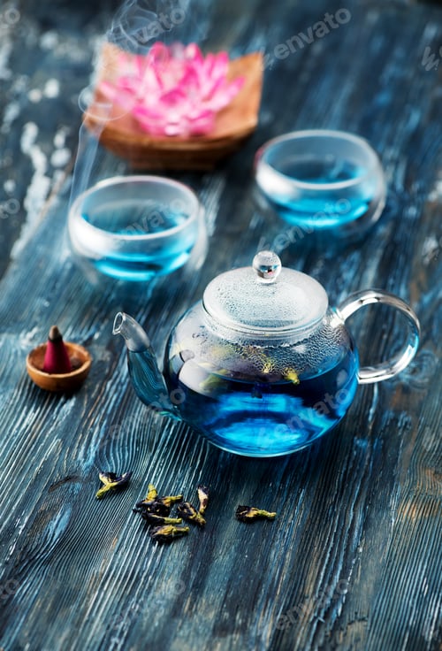 Preview: Organic blue tea Anchan, Clitoria, Butterfly Pea in a teapot and a cups