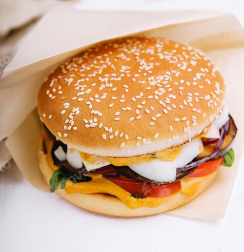 Preview: Vegan veggies hamburger with nut sauce and crispy baked aubergines