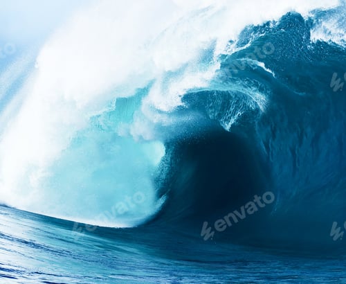 Preview: Beautiful Blue Ocean Wave