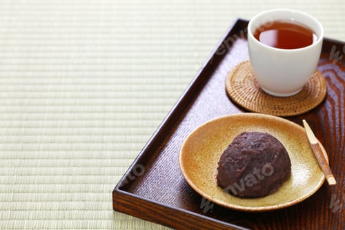 Preview: ohagi, japanese traditional sweet, pounded steamed glutinous rice covered with sweet red bean paste