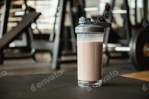 Preview: Protein Shake Cup on Gym Bench.