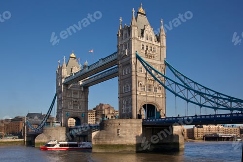 Preview: Tower Bridge - River Thames - London