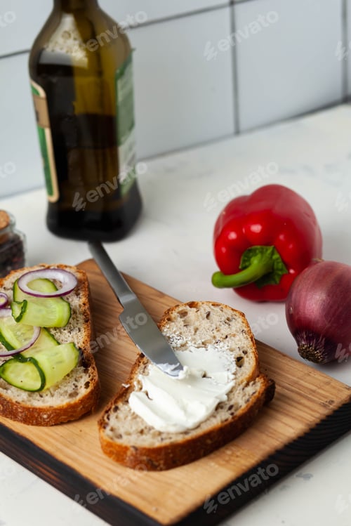 Preview: Sandwich making