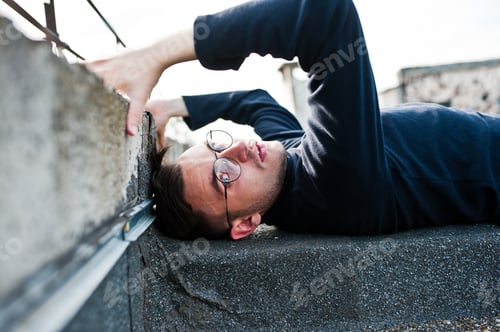 Preview: Man on roof