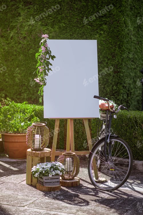 Preview: White Welcome Sign with Flowers and Bicycle