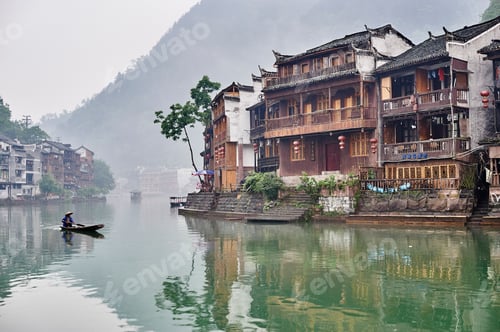 Preview: Traditional buildings on river edge, Fenghuang, Hunan, China