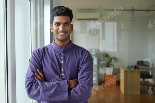 Preview: Smiling Indian Businessman