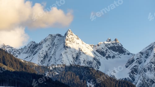 Preview: Canadian Mountain Landscape Nature Background. BC, Canada