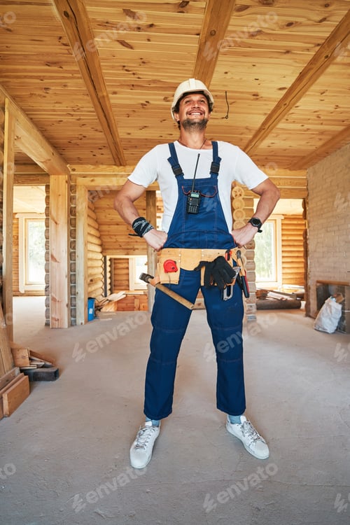 Preview: Housebuilder posing to camera with proud expression