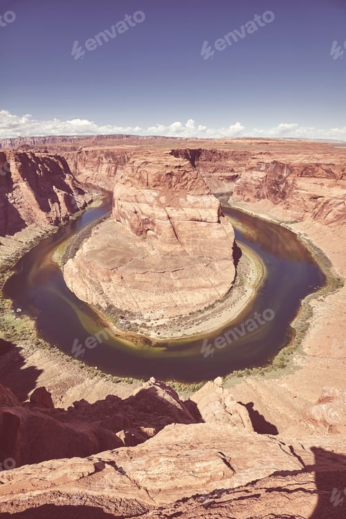 Preview: Horseshoe Bend and Colorado River, Arizona, USA.