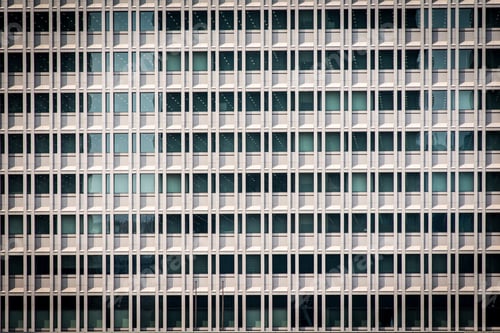 Preview: Front view of large office building