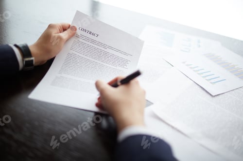 Preview: Signing a contract
