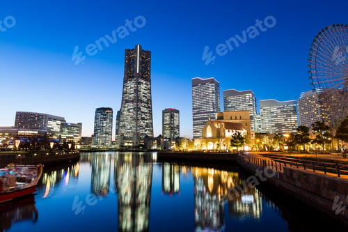 Preview: Yokohama at night