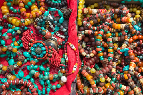 Preview: Tibetan fashion accessories in a market in Tibet