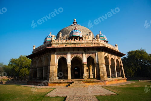 Preview: Isa Khan's mosque and his tomb, UNESCO World Heritage Site, Delhi, India.
