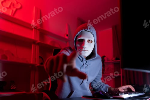Preview: This is the face of a hacker who is knowledgeable with operating systems and other programs