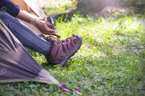 Preview: the girl hiker