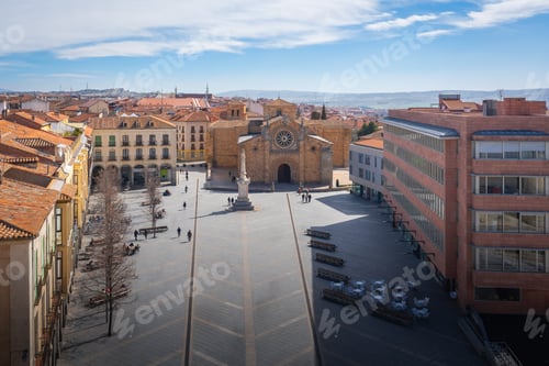 Preview: Aerial view of Plaza del Mercado Grande Square with San Pedro Church - Avila, Spain